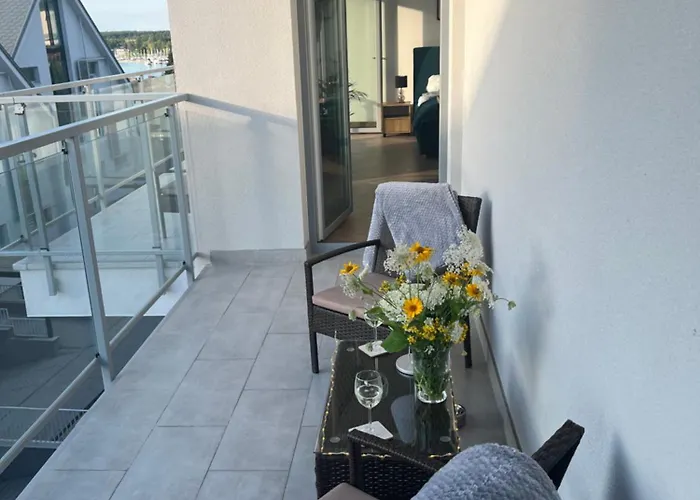 Sloneczny Widok Boczny Na Jezioro * هاجوكوفه