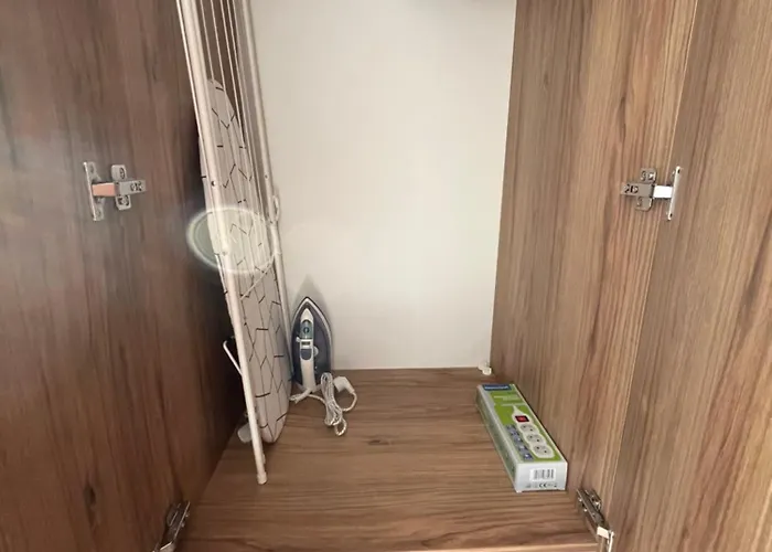 Sloneczny Widok Boczny Na Jezioro * هاجوكوفه